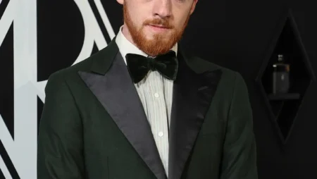 Sam Levinson Confirms: Fez Lives On in Euphoria S3